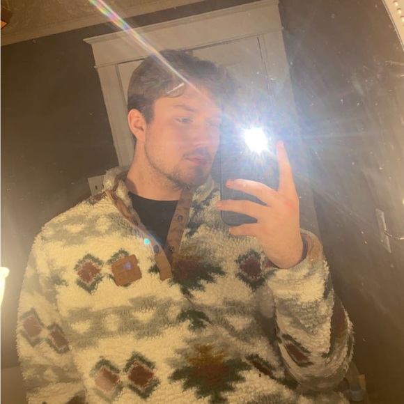 Meet your Posher, Caleb - Picture 2 of 3